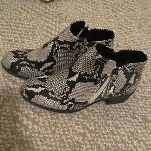 Women’s Snakeskin Boots